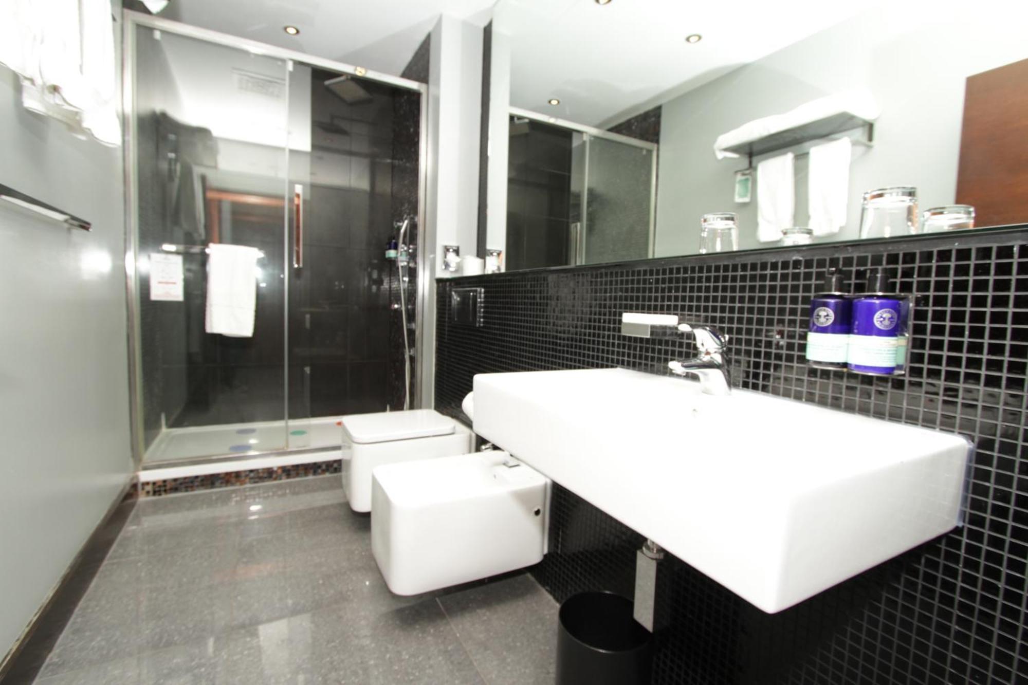 Quarto Duplo Deluxe Premium
