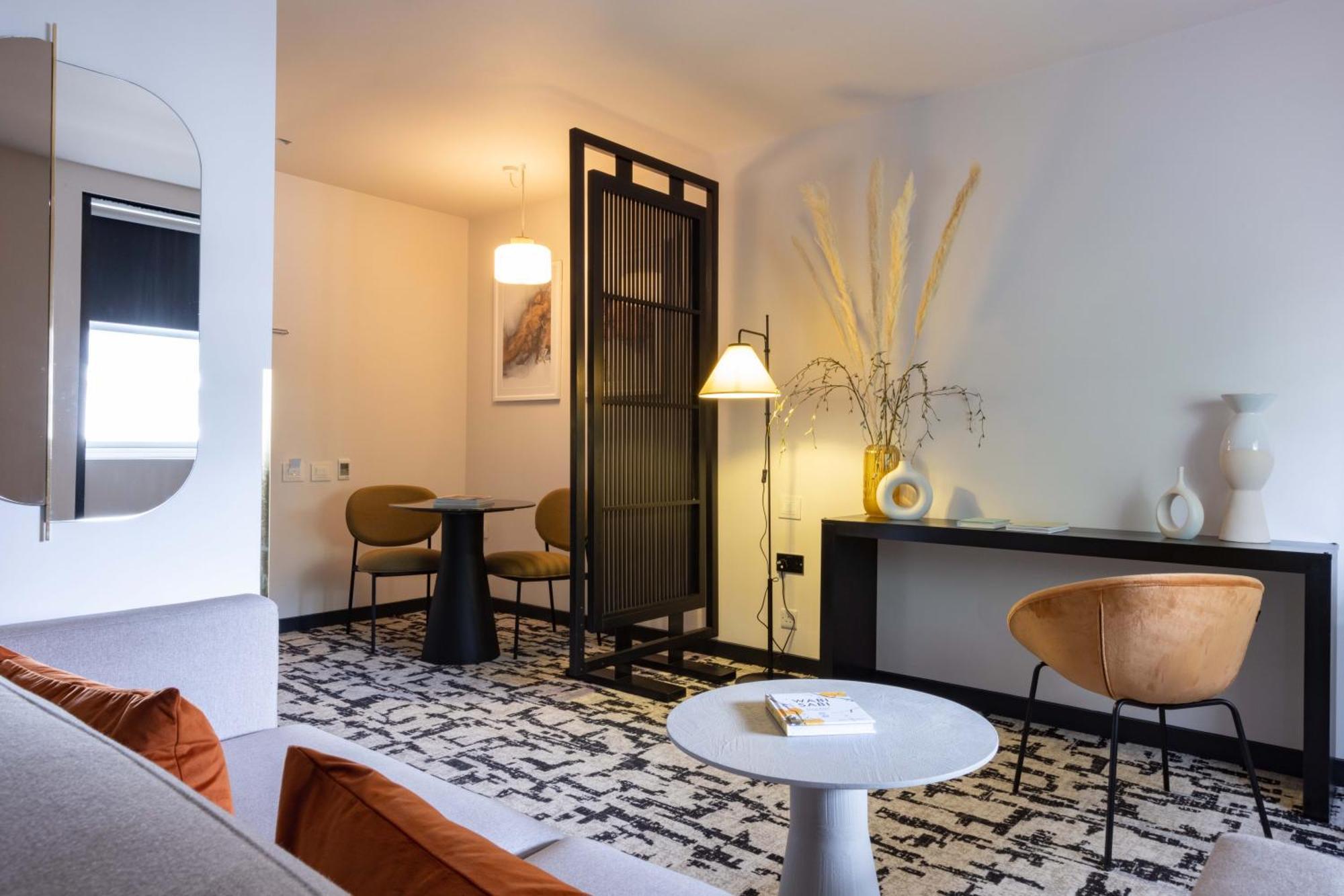 Junior Suite,1259098183:JPEG