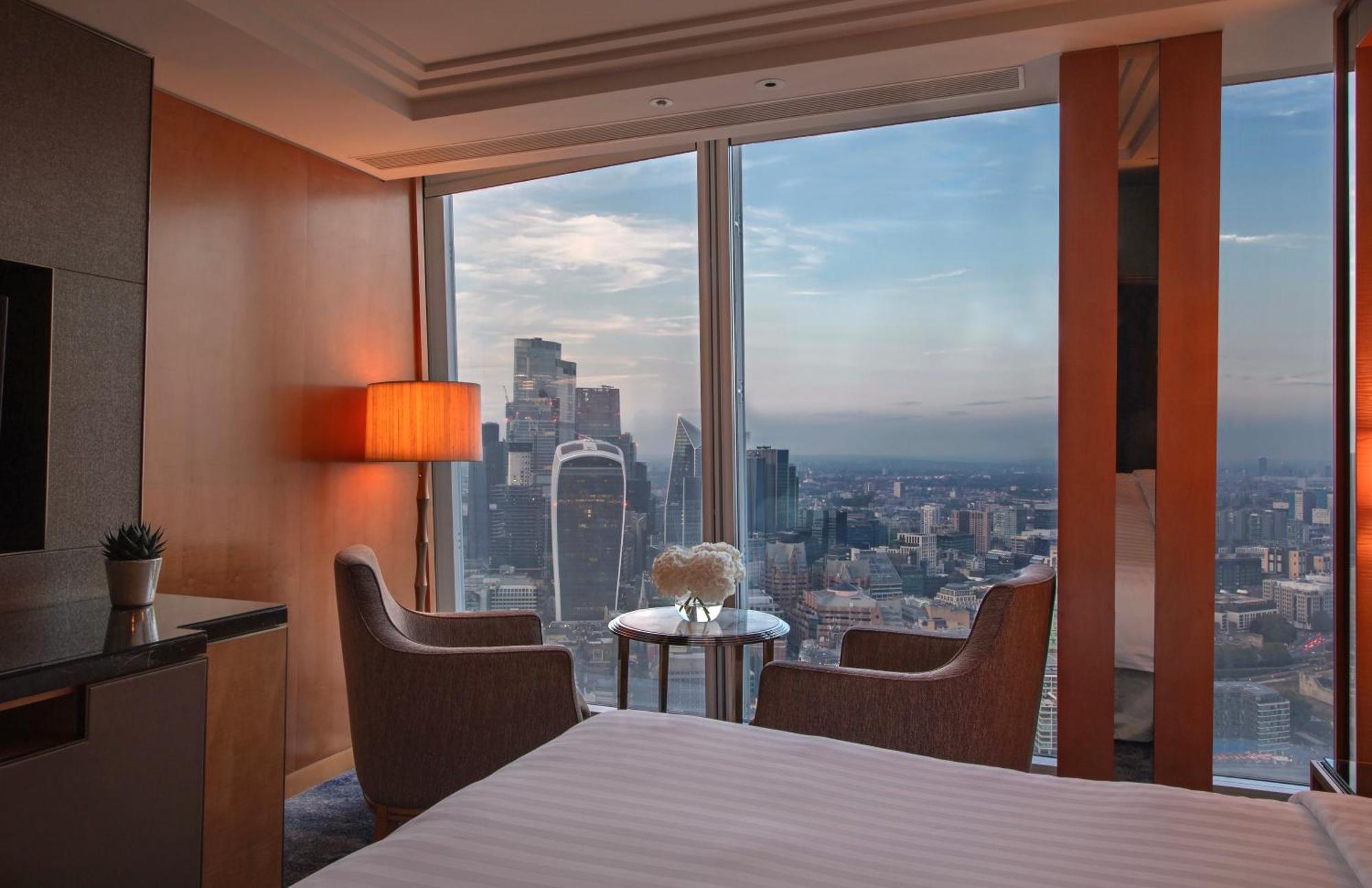Deluxe King Room City View,1425269919:JPEG