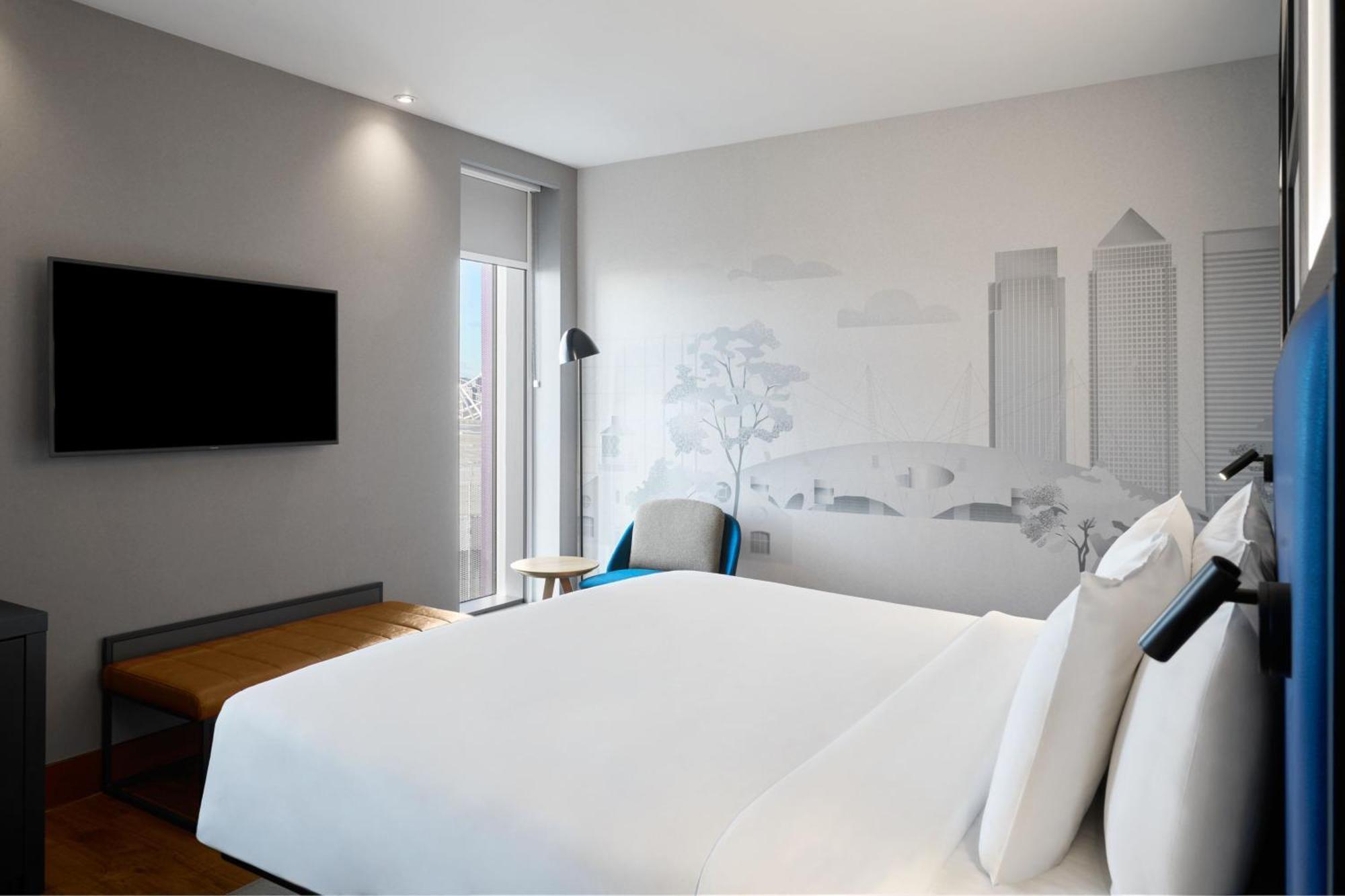 Savvy Suite 1 Bedroom Executive Suite 1 King & Sofa Bed,1609725815:JPEG