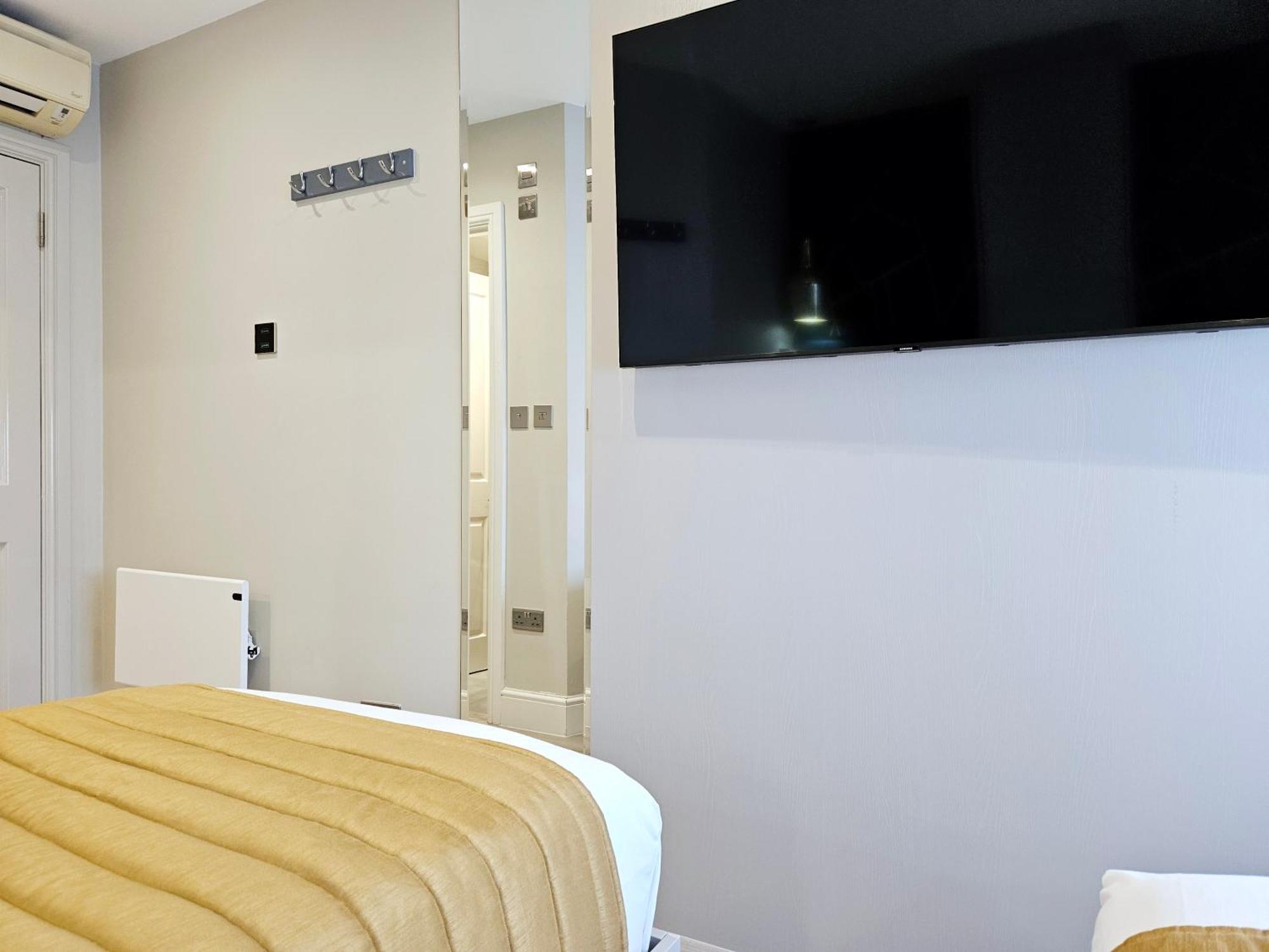 Tweepersoonskamer met 2 Aparte Bedden