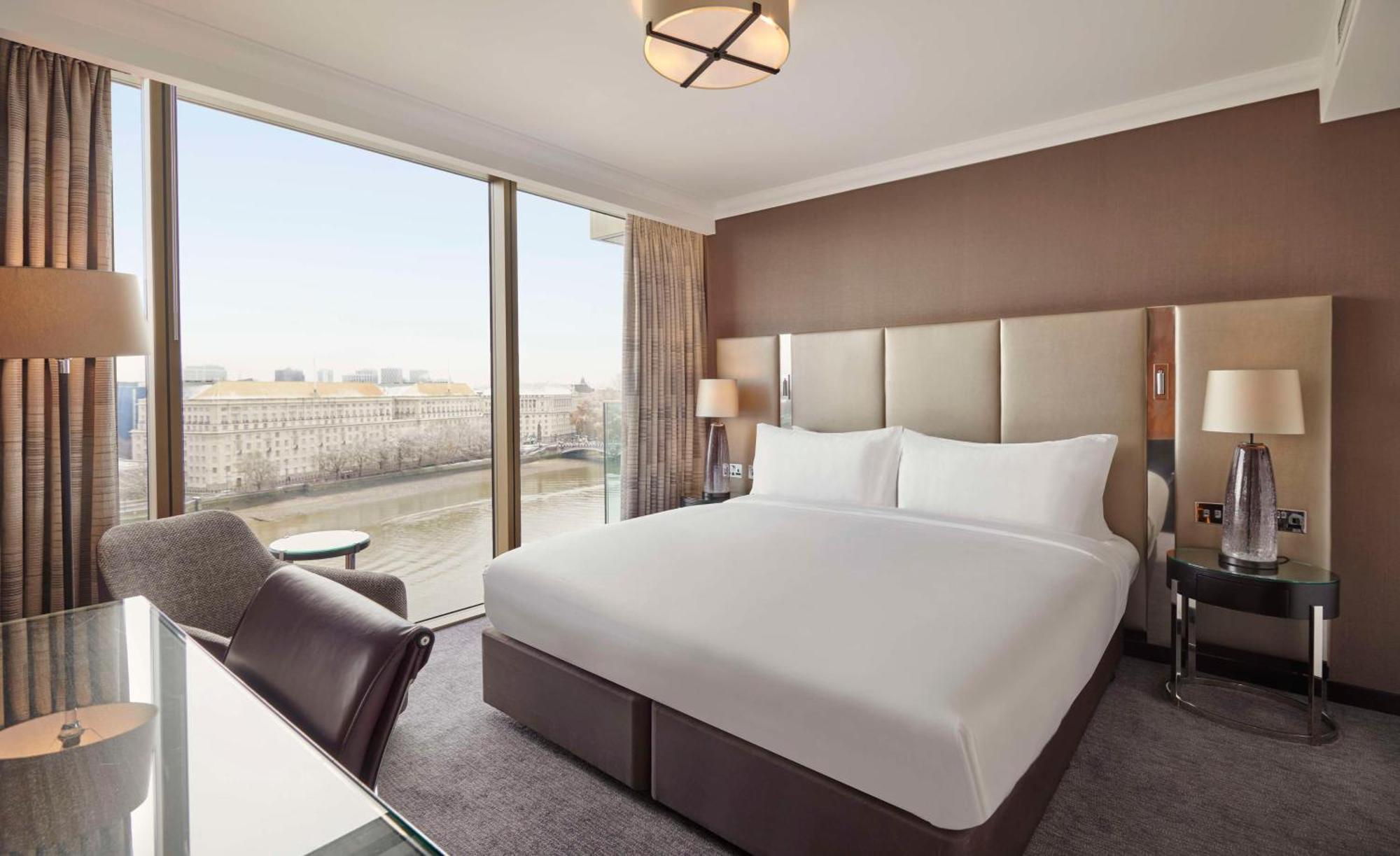 Deluxe King Room River View High Floor,1657193562:JPEG