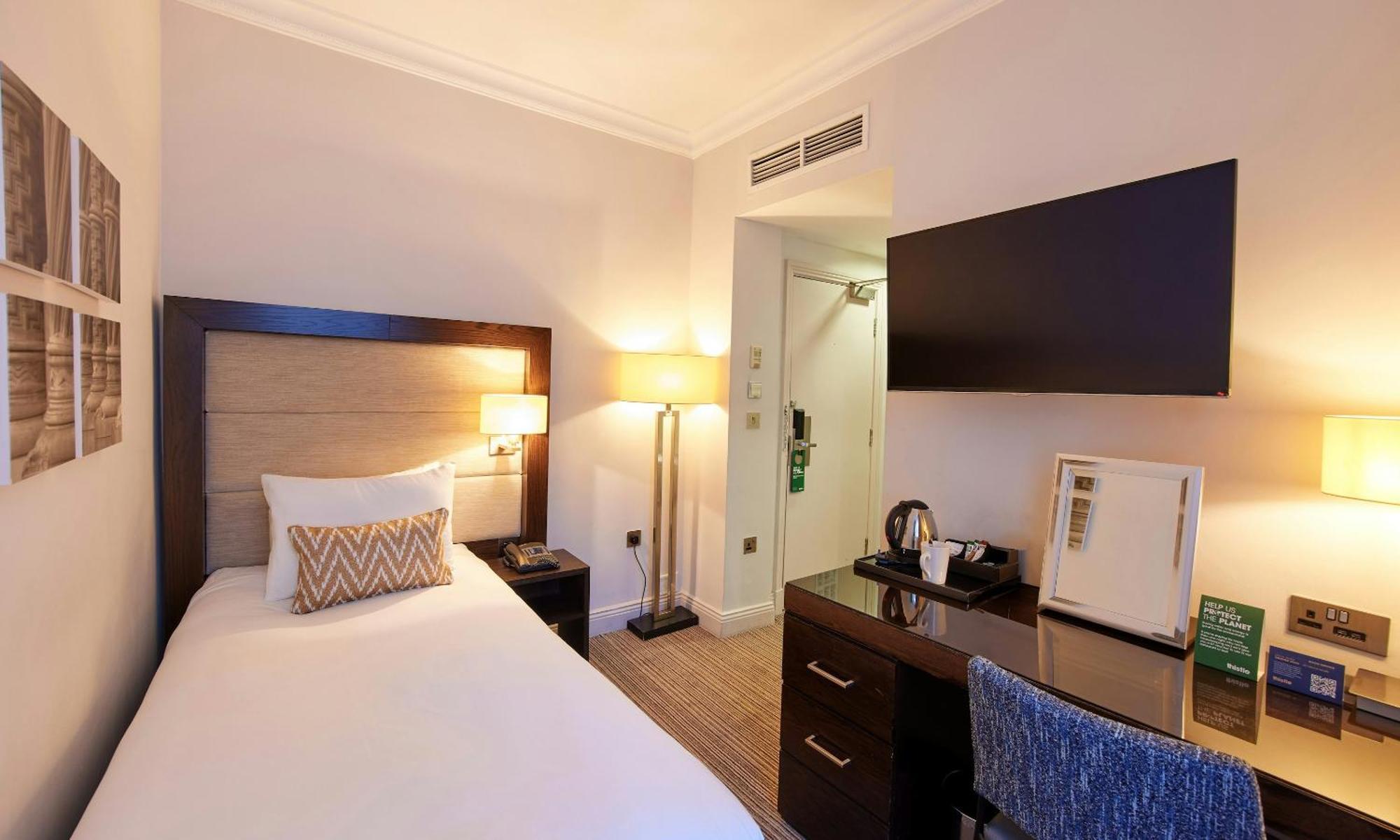 Standard Single Room,1756404021:JPEG