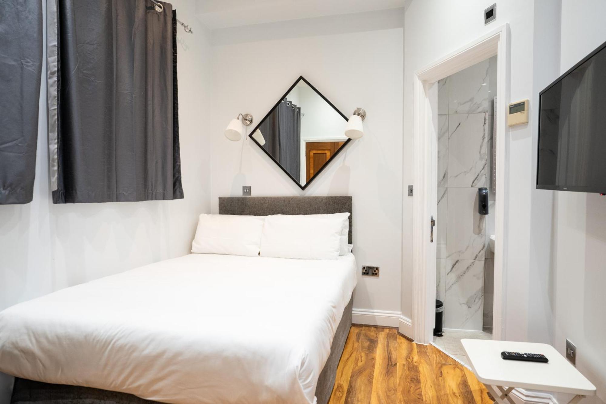 Cosy Double Room – No Window,1742600272:JPEG