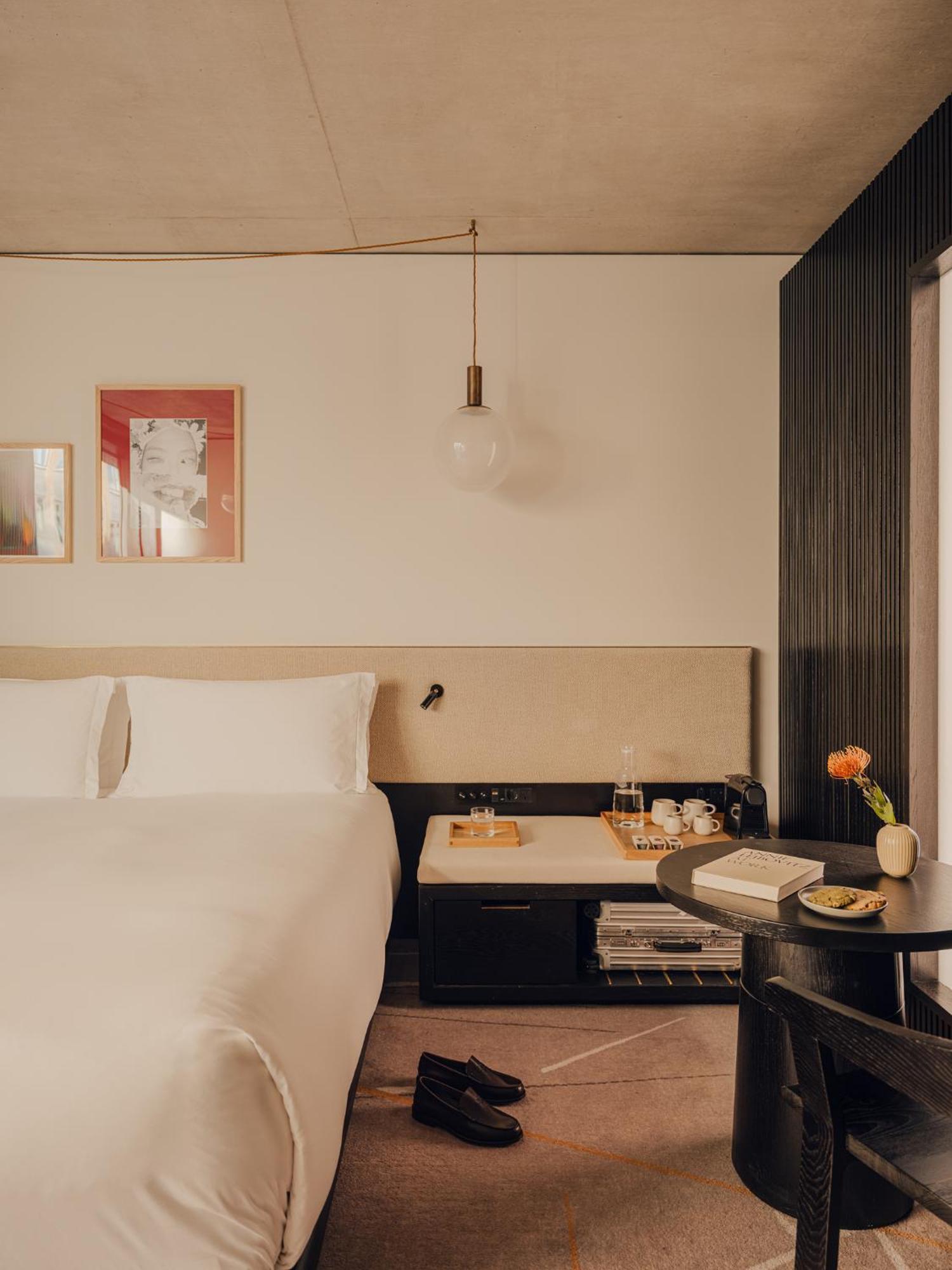 Premium Room,1743060851:JPEG
