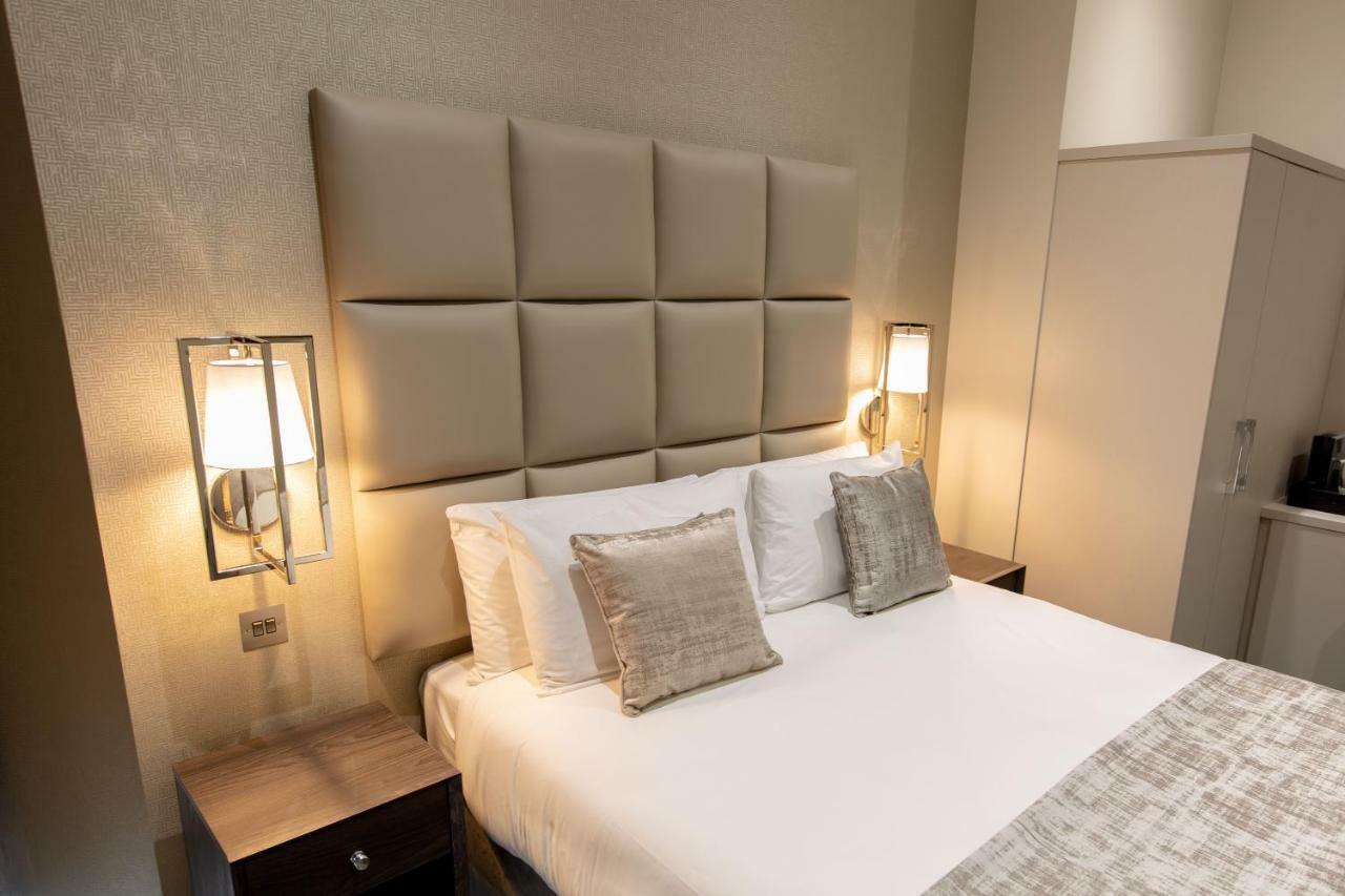 Deluxe Double Room,789282558:JPEG