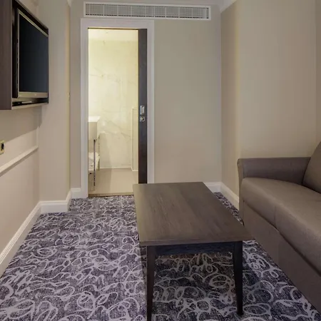 Hilton London Euston-2