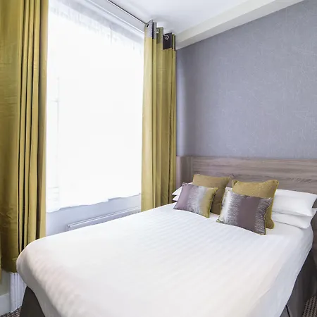 Phoenix Hotel-3
